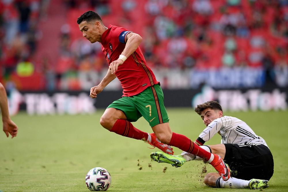  范德赞尚逆转取胜，日内瓦站决胜盘抢七定乾坤