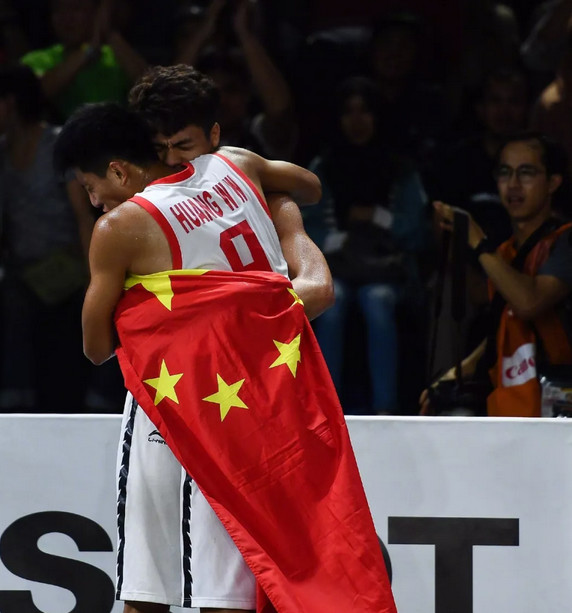  三人篮球世锦赛，中国男队历史性夺冠