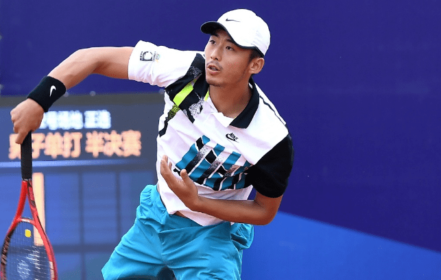 深圳挑战赛决出冠军,中国选手吴易昺斩获赛季首冠